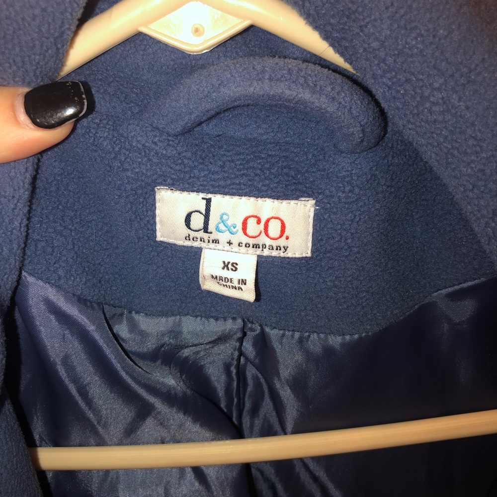Coat - Picture 3 of 3